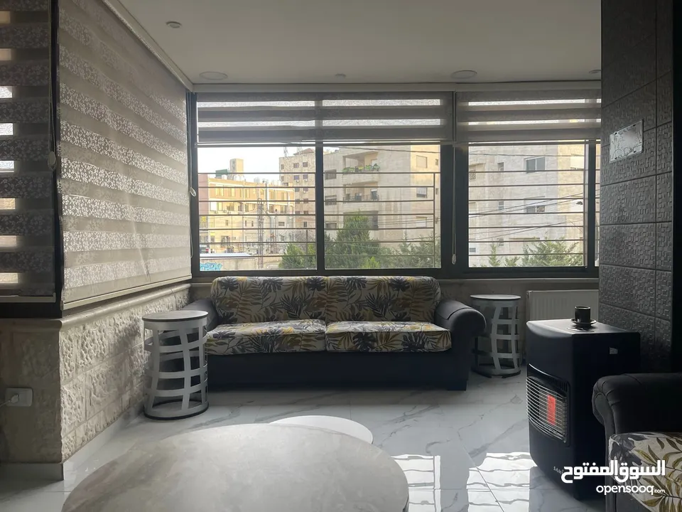 عفش بيت فاخر للبيع (برادي ، كنب، طاولات، مغسلة )