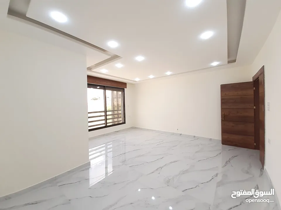 شقة طابق اول للبيع ضمن مشروع جديد في اجمل مناطق الجبيهة المنصور مساحة 150 متر مطله السعر ؟؟؟؟؟؟