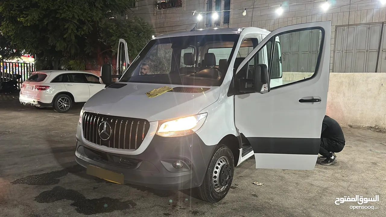 مرسيدس بنز 519