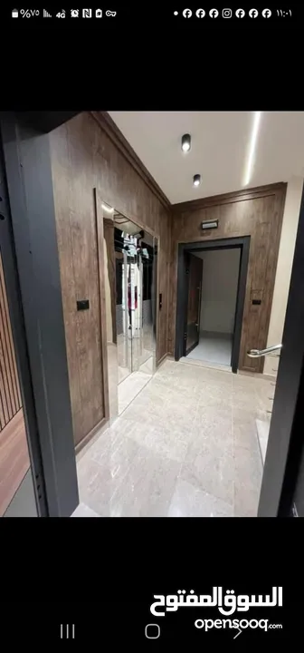 شقه للبيع خلف المدارس العالميه