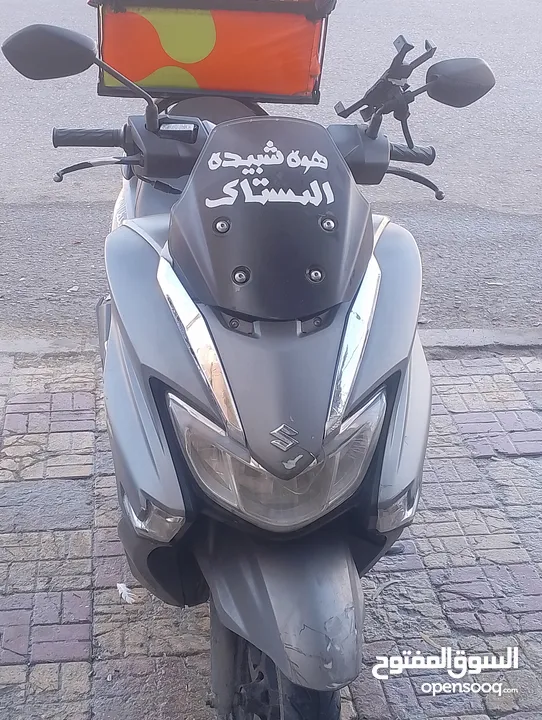 سوزوكي بيرجمان ماتور 125cc موديل 21 للبيع بسعر 600 غير قابل للتفاوض نهائيا