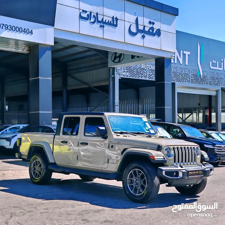 2020 Jeep Gladiator Overland  لون بيج مميز ولاول مرة في الاردن