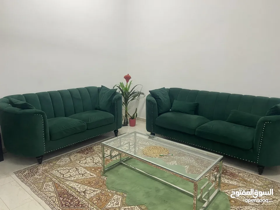 Complete living room set for urgent sale