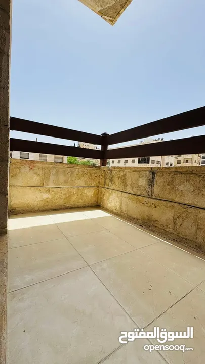 شقه فارغه للايجار الجبيهه / ام زويتينه