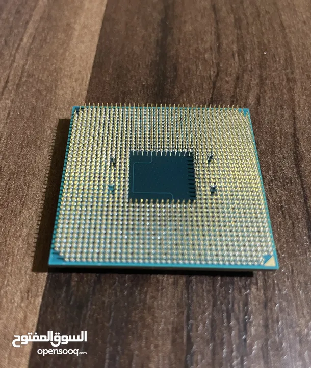 معالج Ryzen 3 3200g AMD