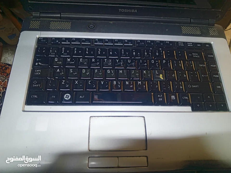 لاب توب توشيبا كور اي2 ممكن تركيب هارد دسك ssdليصبح اسرع