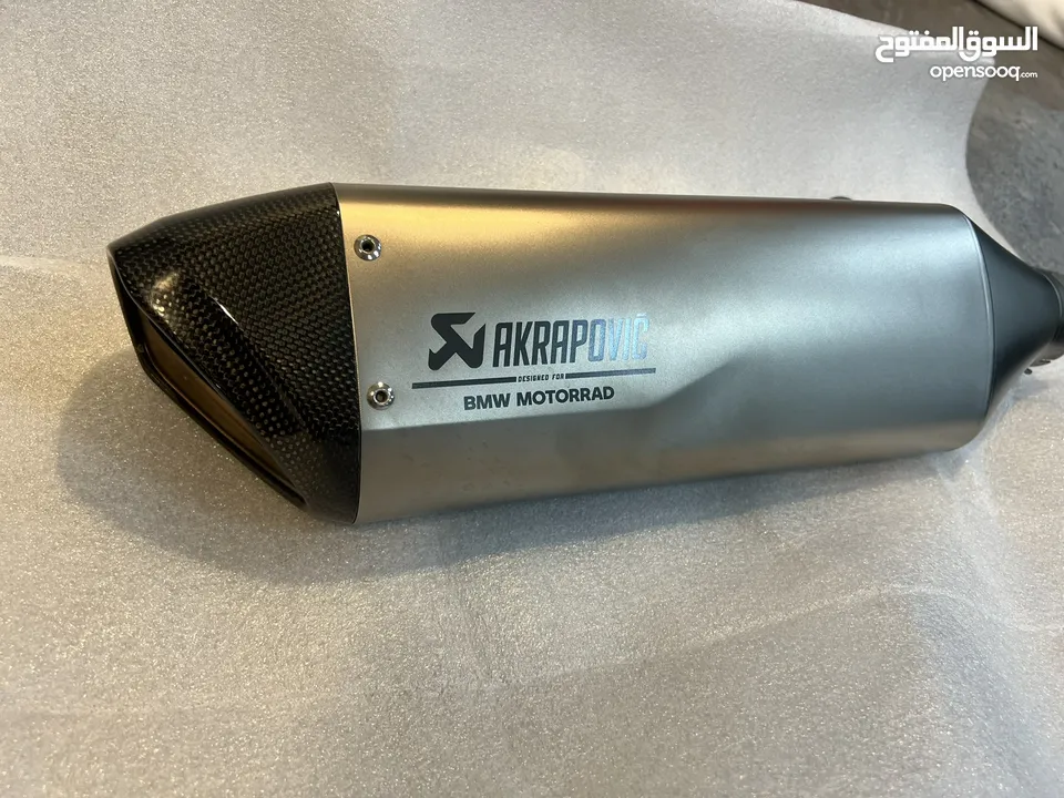 Akrapovic system exhaust