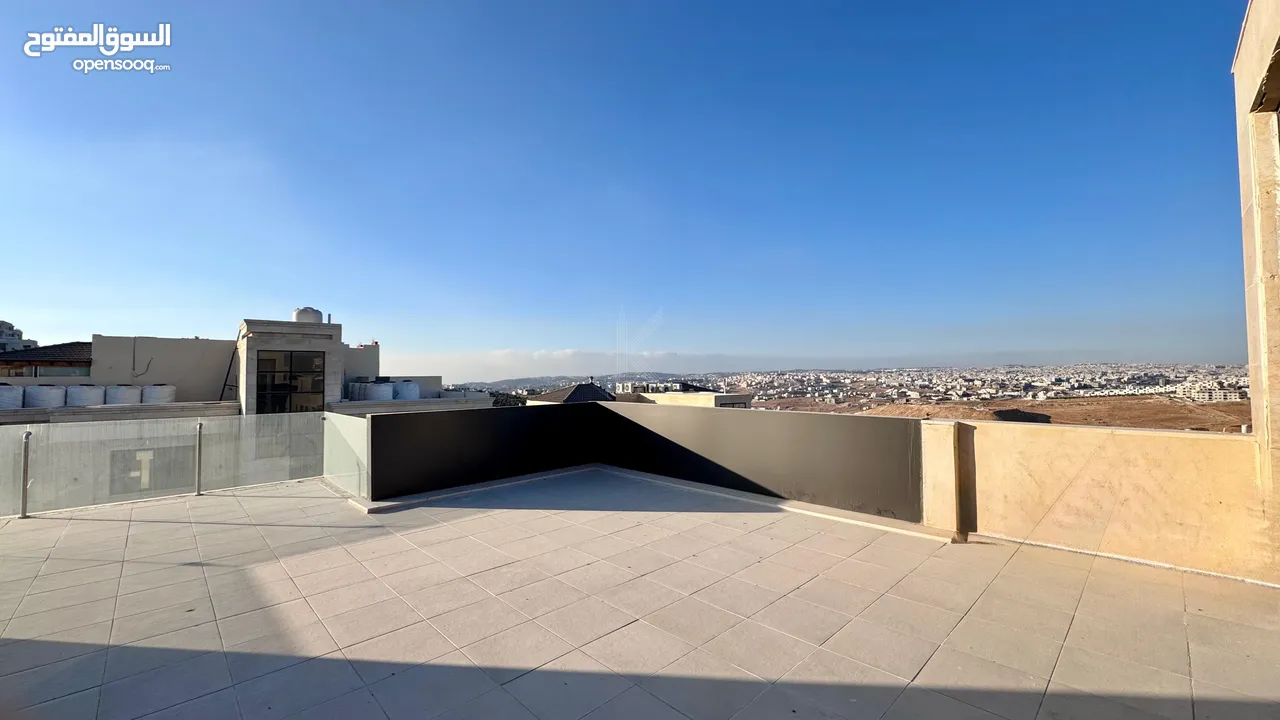 شقة فاخرة للبيع في الظهير