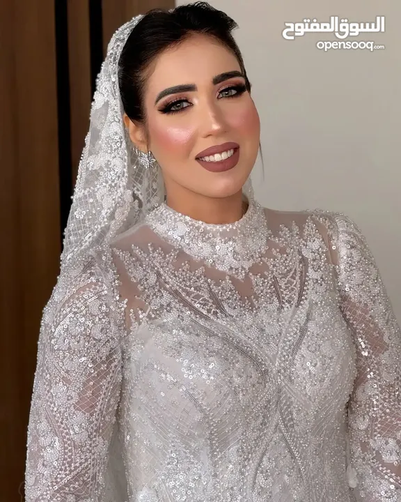 فساتين زفاف للبيع بسعر مغري