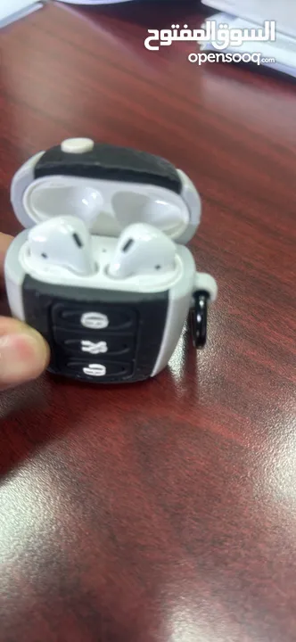 Apple airpods 2