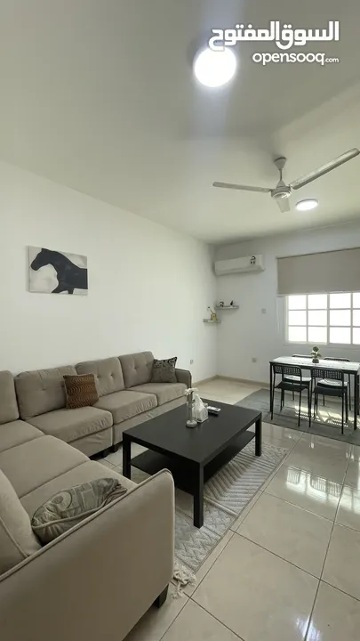 شقة جميلة مؤثثه بالكامل للايجار fully new furnished apartment for rent