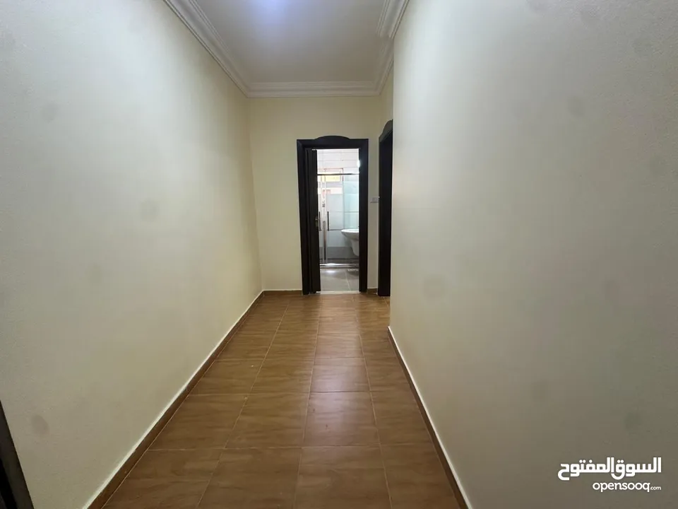 شقة غير مفروشة للايجار في الدوار السابع ( Property 38862 ) سنوي فقط