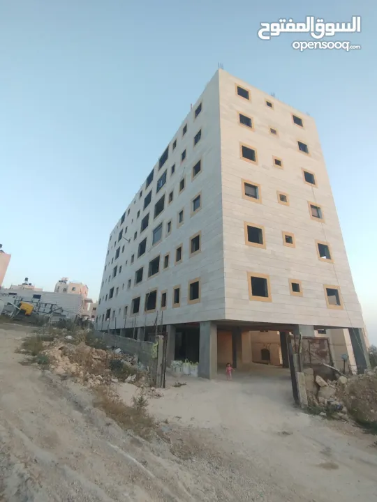 شقه للبيع مساحة 140م بإطلاله  مميزه