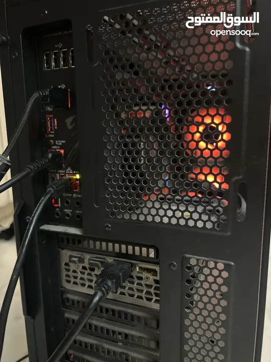 تجميعة استعمال خفيف جداً للبيع لعدم التفرغ بسبب الجامعة  Ryzen 5 5600x RTX 3060Ti