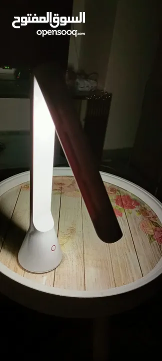 عرض خاص على تيبل لامب  اصلي ( Table lamp huawei) ب 3 درجات وببطاريه تبقى ل اكثر من 30 ساعه وشحن سريع