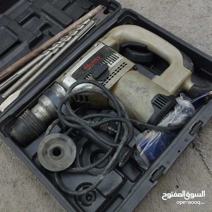 عدد صناعية للبيع