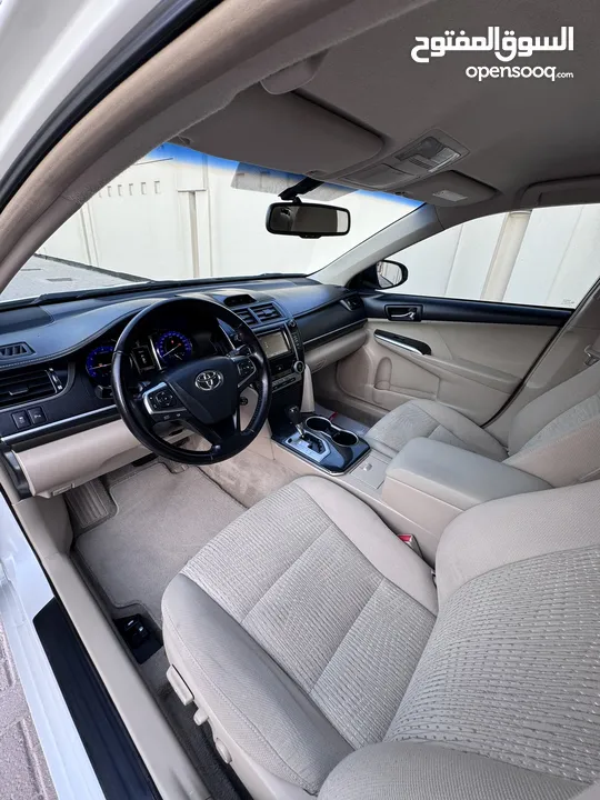 Toyota Camry GLX 2017