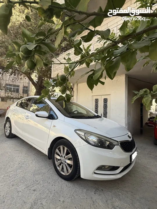 كيا سيراتو k3 سعرررررر حرررررررق حرررررررق مع فتحة سقف