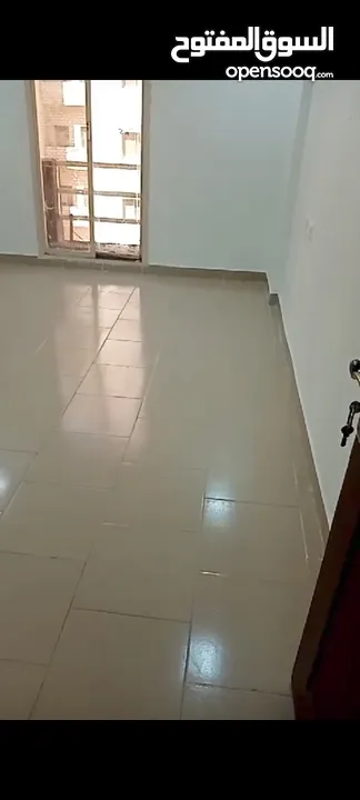 شقة للايجار عائلات  بالفروانية ق1 175دك rent in Farwaniya