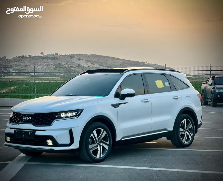 كايا سورينتو/2022 فل الفل  فتحة سقف بانوراما  4x4 ///240Hp بنزين + كهرباء  ( Haybrid) 1600cc