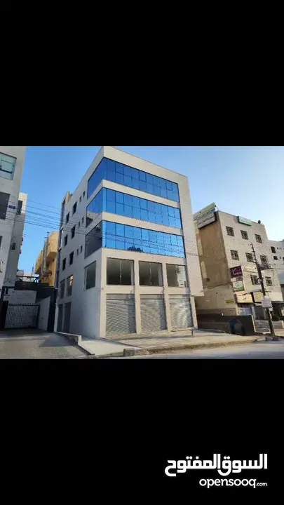 فرصة لا تعوض أجر مكتب او عايده في قلب الياسمين التجاري بسعر البلاش