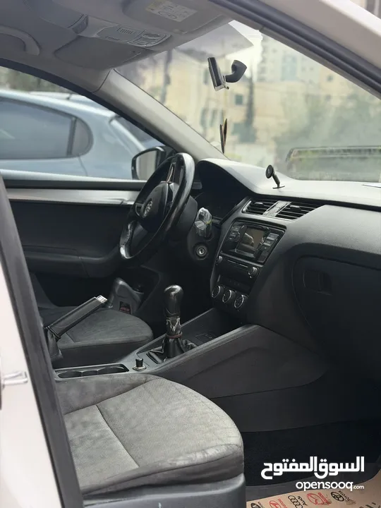 سكودا_اوكتافيا