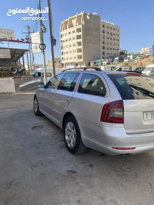 سكودا اكتافية