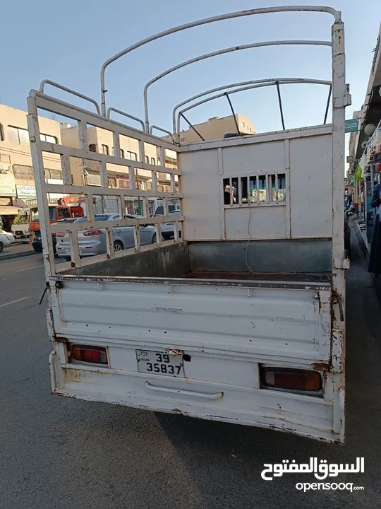 بكب كيا قرون تير دبل كابين 2001