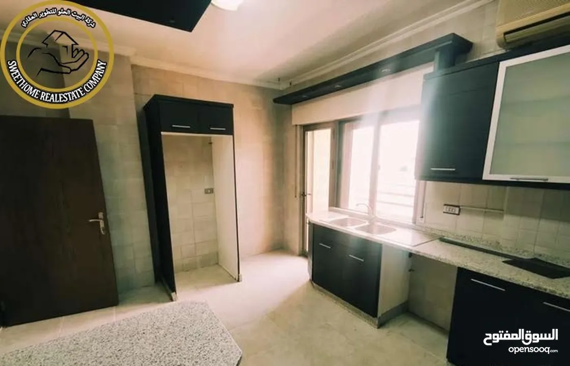 شقة مميزة للبيع في دير غبار  -  قرب المدارس الفرنسية طابق ثالث 220م تشطيب سوبر ديلوكس