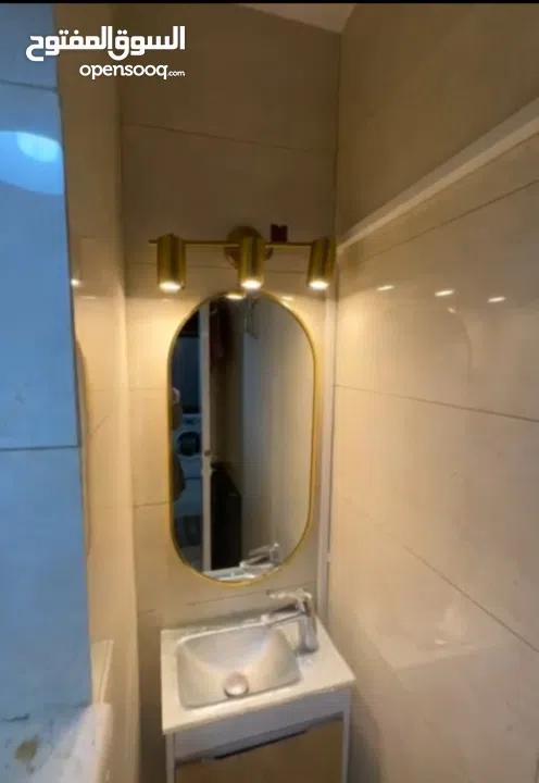 استوديو مفروش فرش فخم للبيع