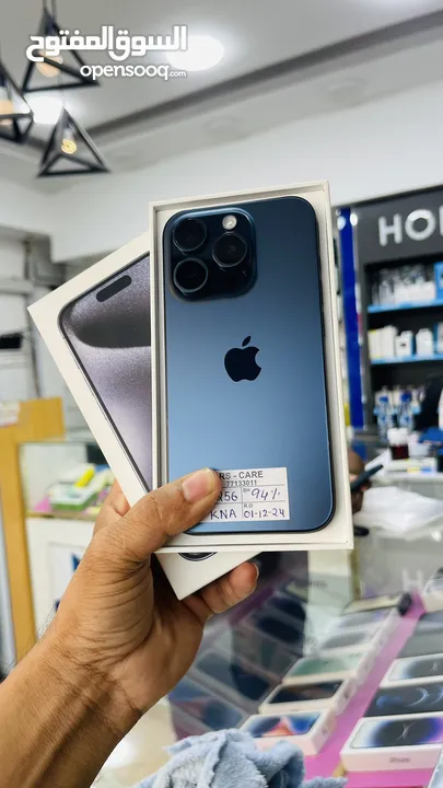 iPhone 15 Pro, 256gb Blue Titanium Arabic