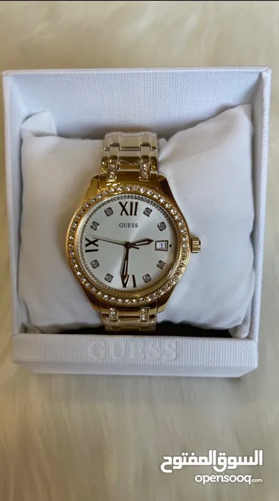 ساعة GUESS بسعر مغري ساعة غنية عن التعريف eye-catching / luxurious, stylish / fancy