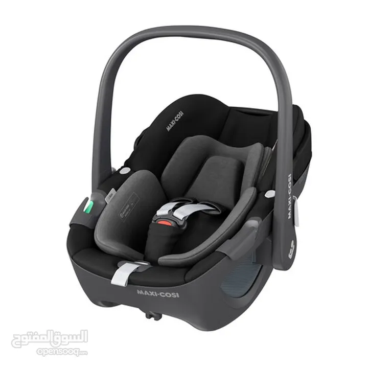 Maxi-Cosi Pebble 360 Car Seat Essential Black