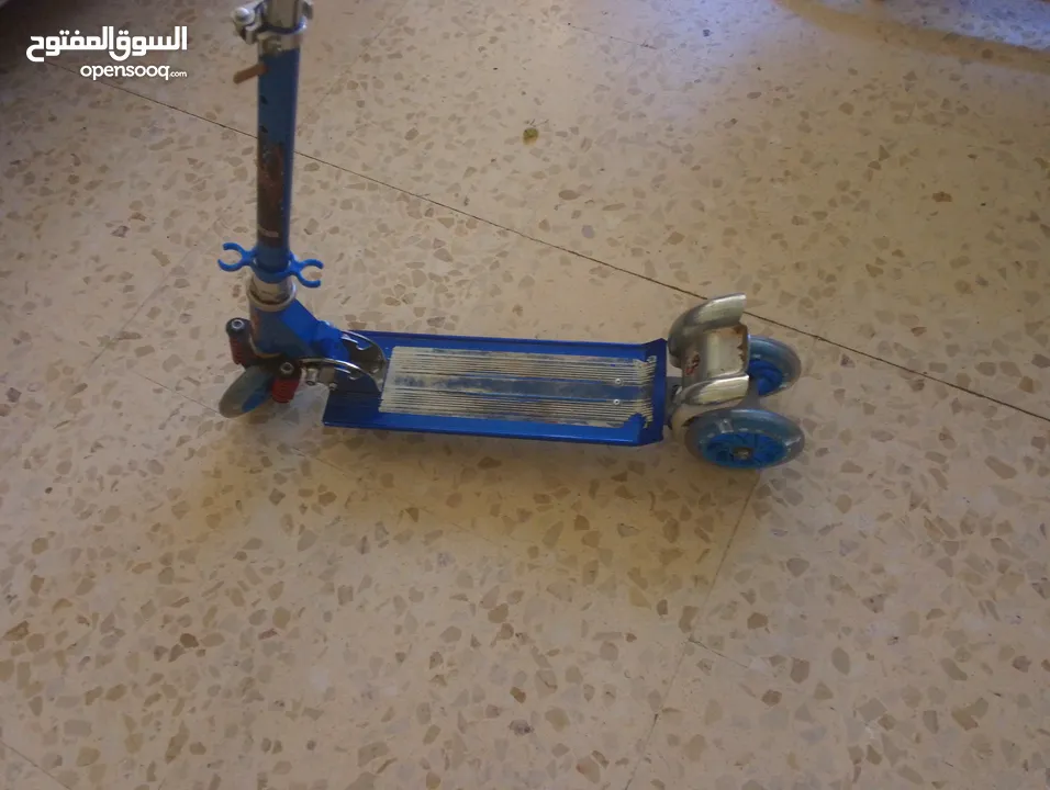 سكيت للبيع عجلات سلكون عجلات بضوي