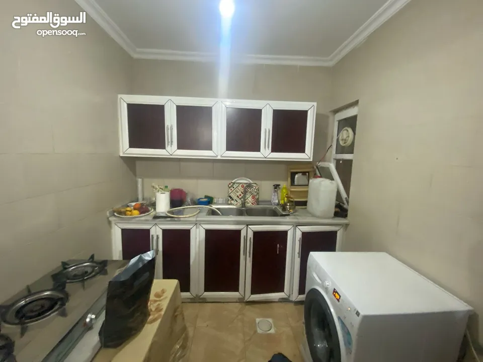 ستوديو للبيع