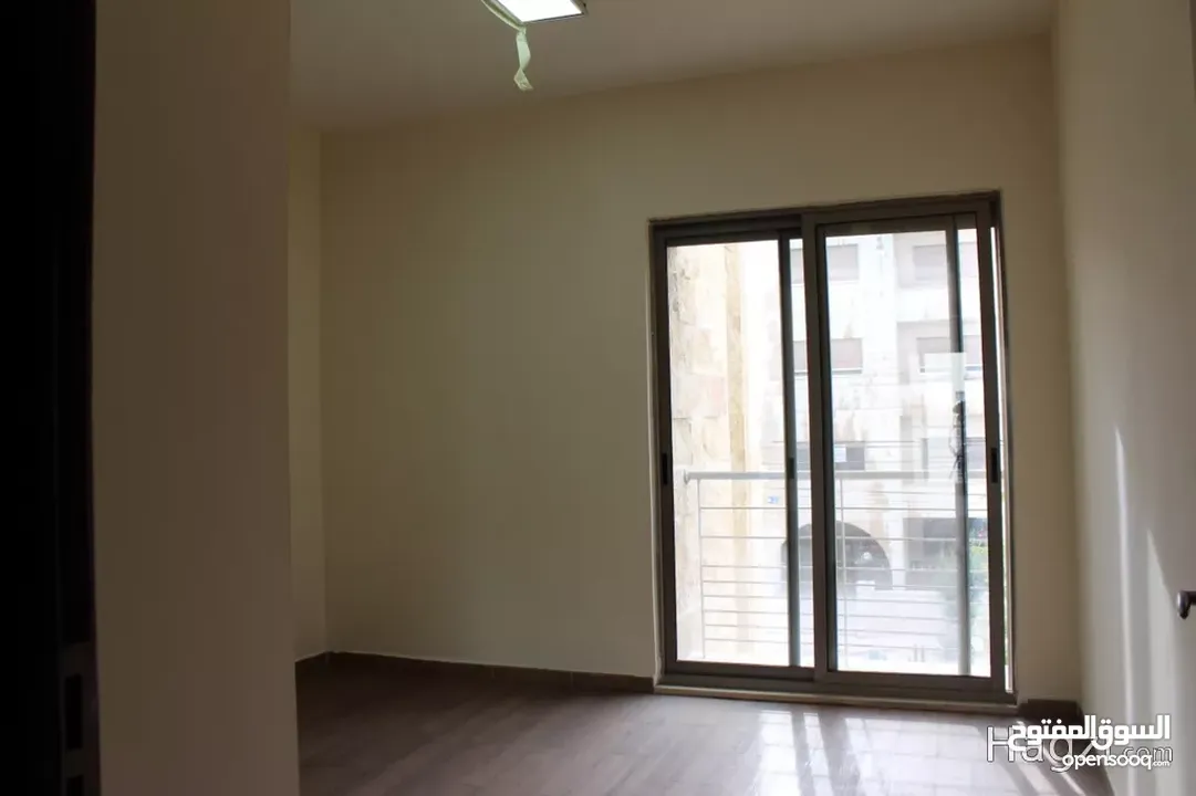 شقة غير مفروشة للإيجار 235م2 ( Property 11564 ) سنوي فقط