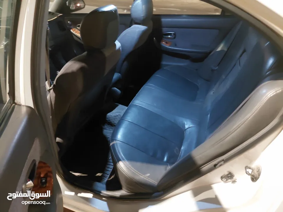 هونداي اكس دي 2000