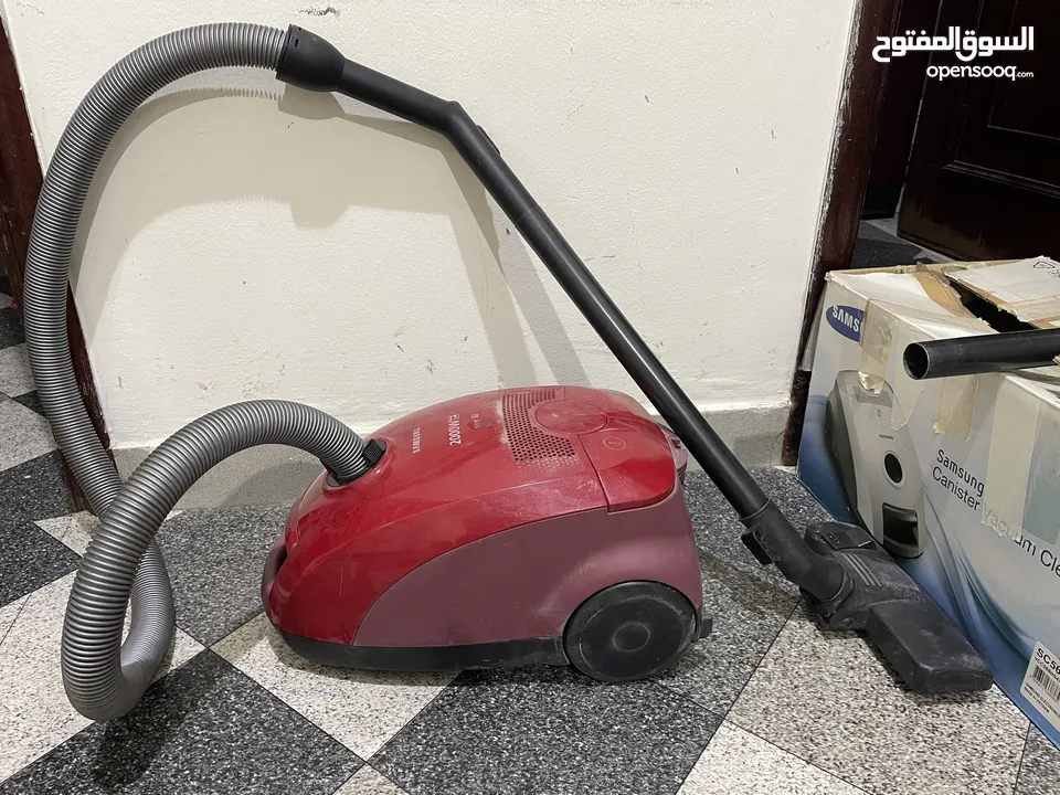 vaccume cleaner like new 2000 watt