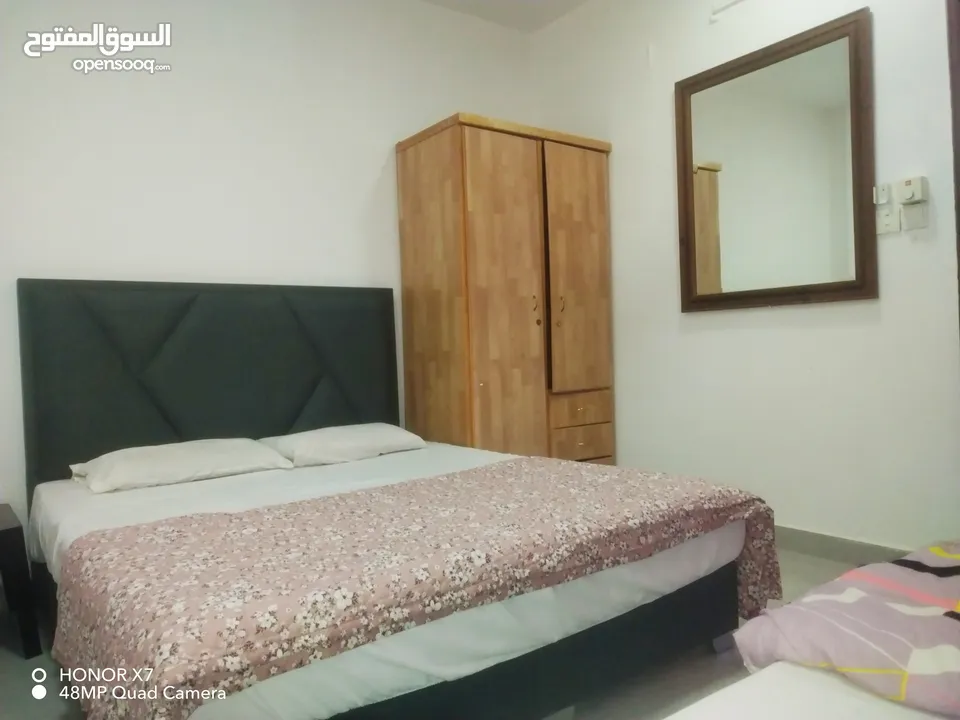 شقة مفروشه في السوق قريب من البحر ثلاث دقائق مشي