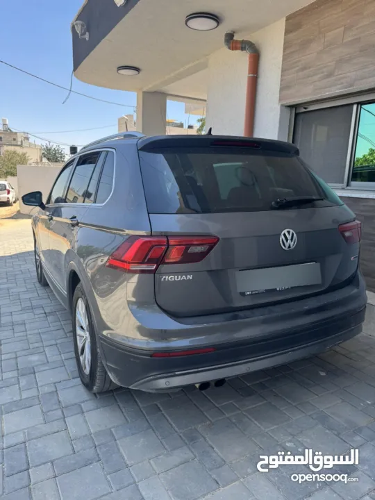 تيجوان دفع رباعي كامل المواصفات والاضافات