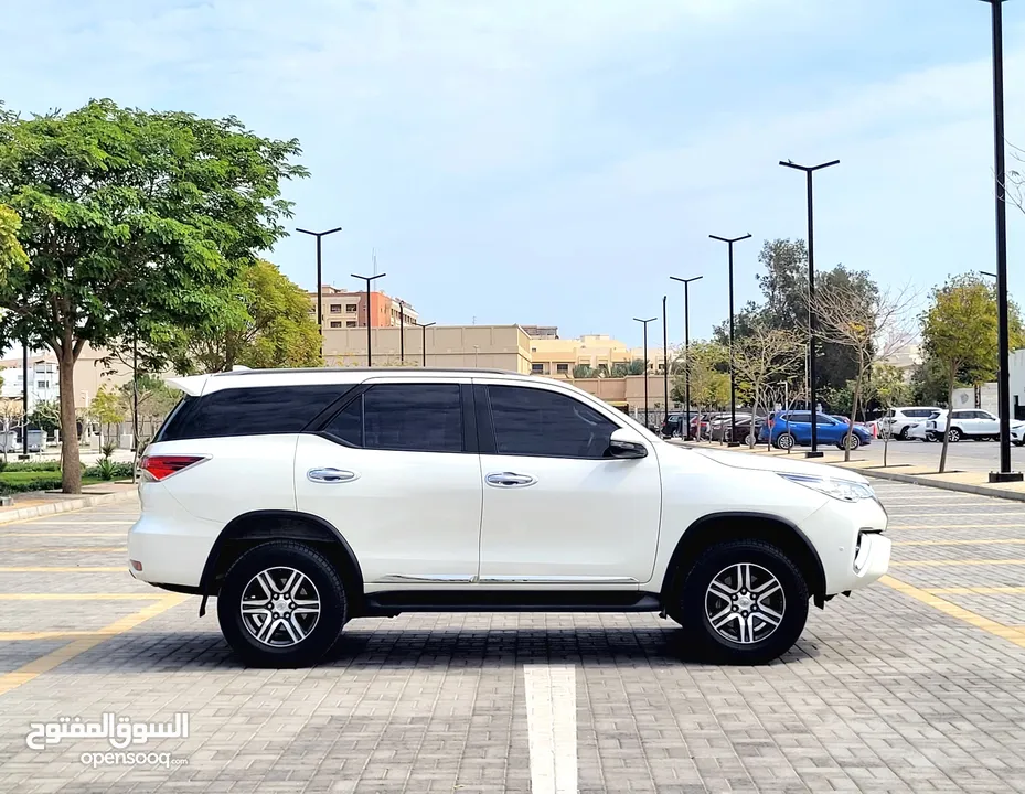 TOYOTA FORTUNER 4×4 MODEL 2020 SINGLE OWNER ZERO ACCIDENT FULLY AGENCY MAINTAINED CAR FOR SALE