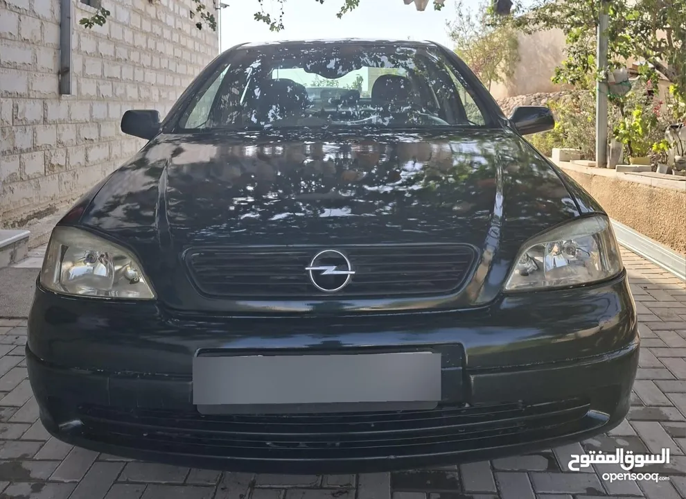 اوبل استرا 2001