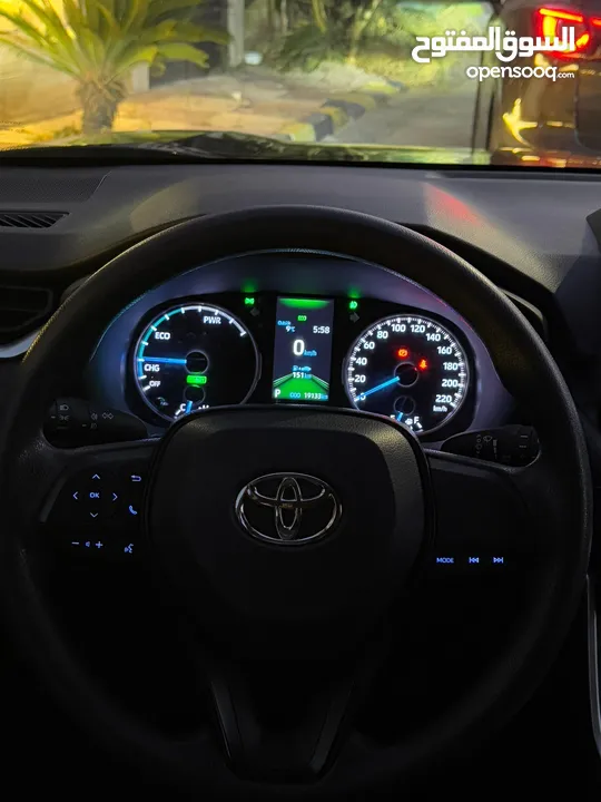 Toyota RAV4 XLE 2021 وارد المركزية