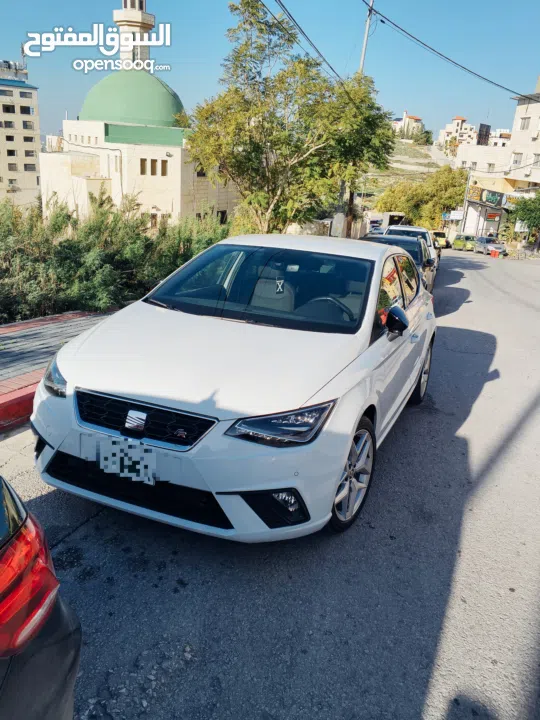 اذا مش حبة مميزة ما تركبها.  SEAT Ibiza FR 2022 بحالة الوكالة دهان شركة مميزة بكل تفاصيلها حبة مخازن