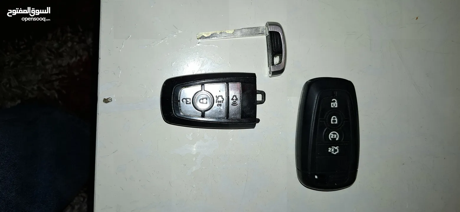 مفتاح مع ريموت فورد فيوجن و مفتاح مع ريموت مرسيدس