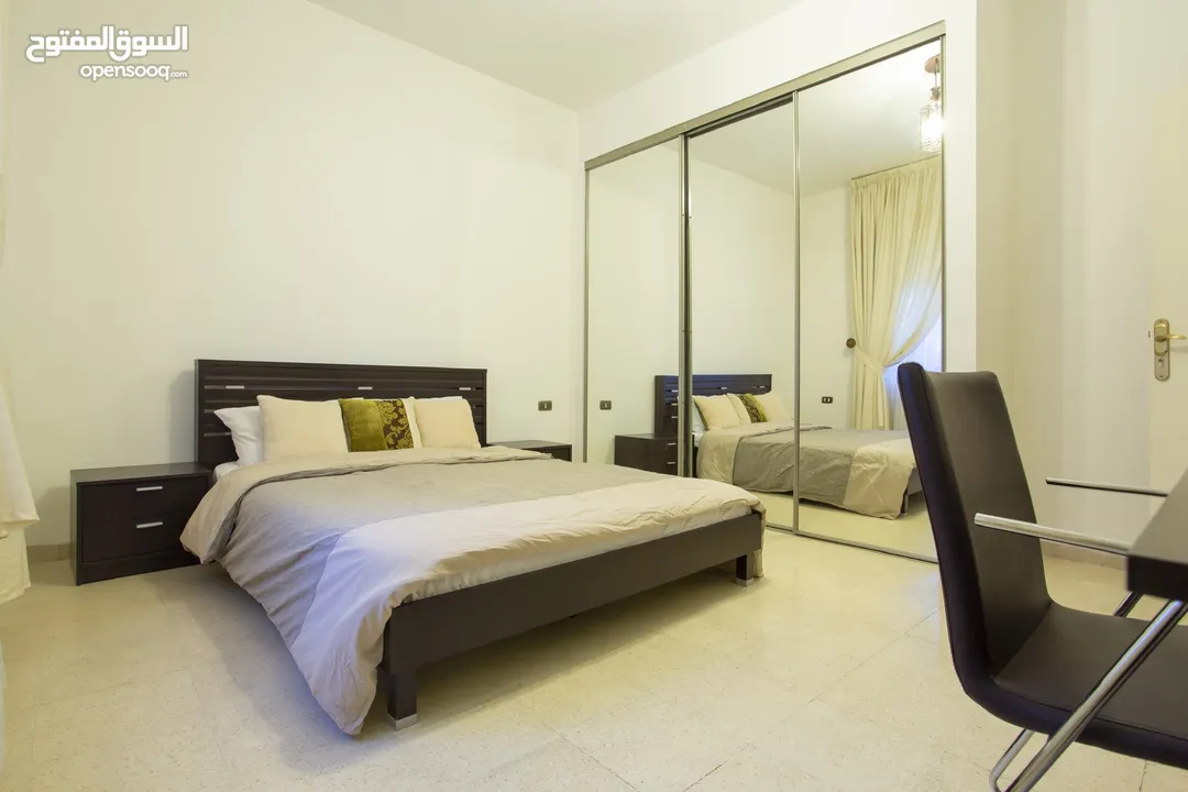 شقة طابقية 3 نوم فاخرة في الدوار الخامس / ام أذينة  5th Circle / Om Othaina  Luxury 3-Bedroom Flat