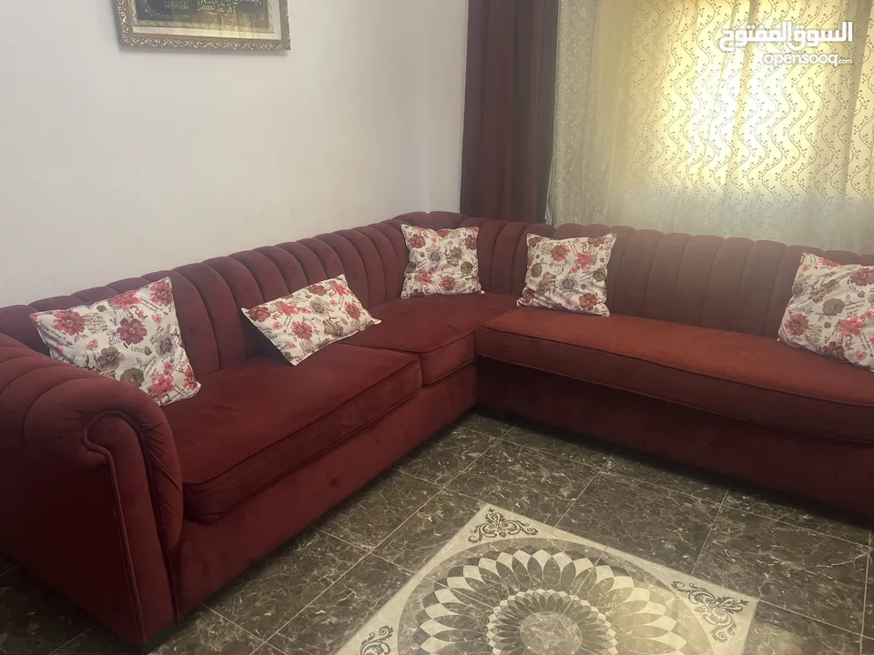 طقم كنب لف تفصيل خمري