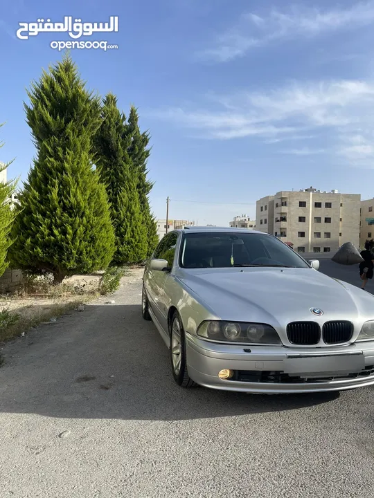 بي ام 520 موديل 2000
