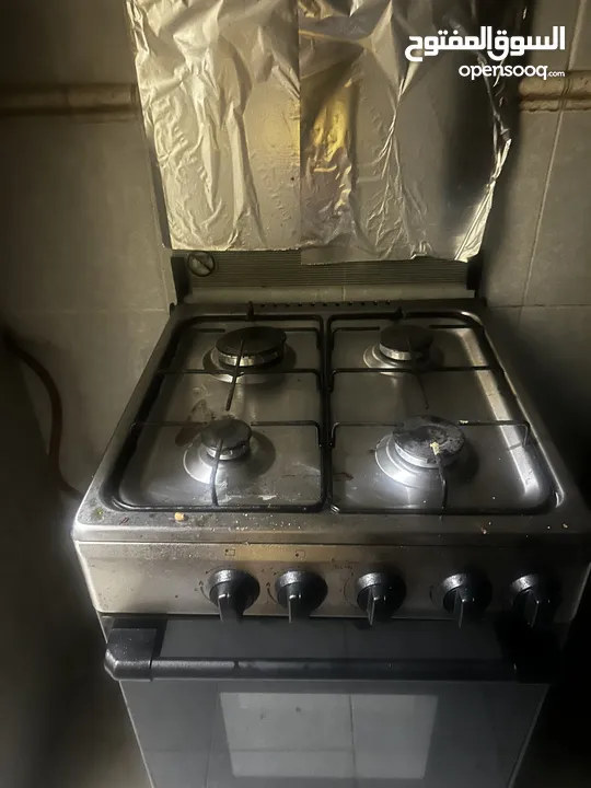 Stove plus gas cylinder