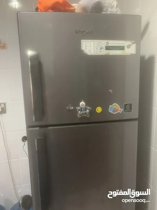 Refrigerator 2 door whirlpool